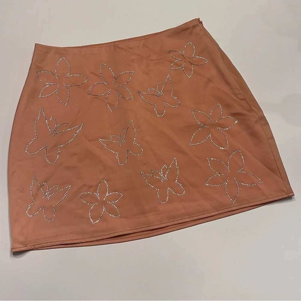 Le Lis Crop Camisole Top & Mini Skirt‎ Set in Nude Peach Rhinestones Size XS/S